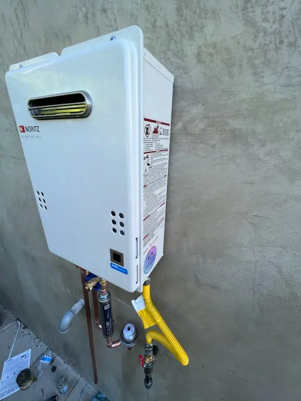 Tankless water heater installation for Groveton Heights homes